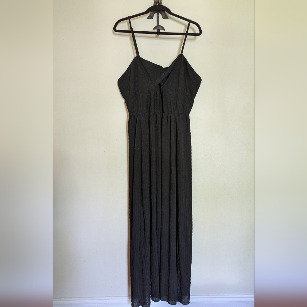 Black Maxi Dress with Cutout Spaghetti Strap Embossed Shein Curve Womens Size 4X